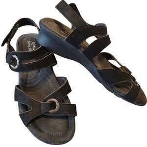 Spring Step Womens black Leather suade Ankle velcro Strap Sandals US 7 EU 38